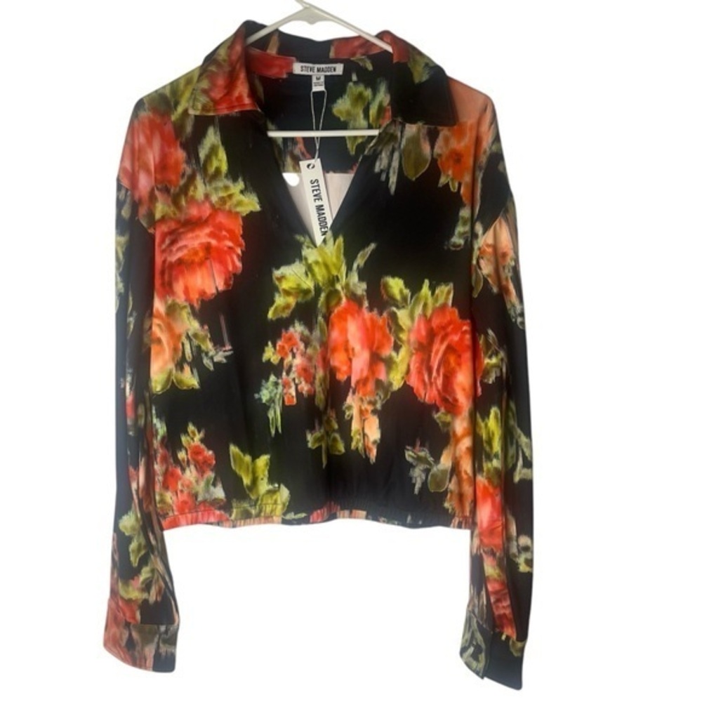 NWT Steve Madden Floral Women's Top - L